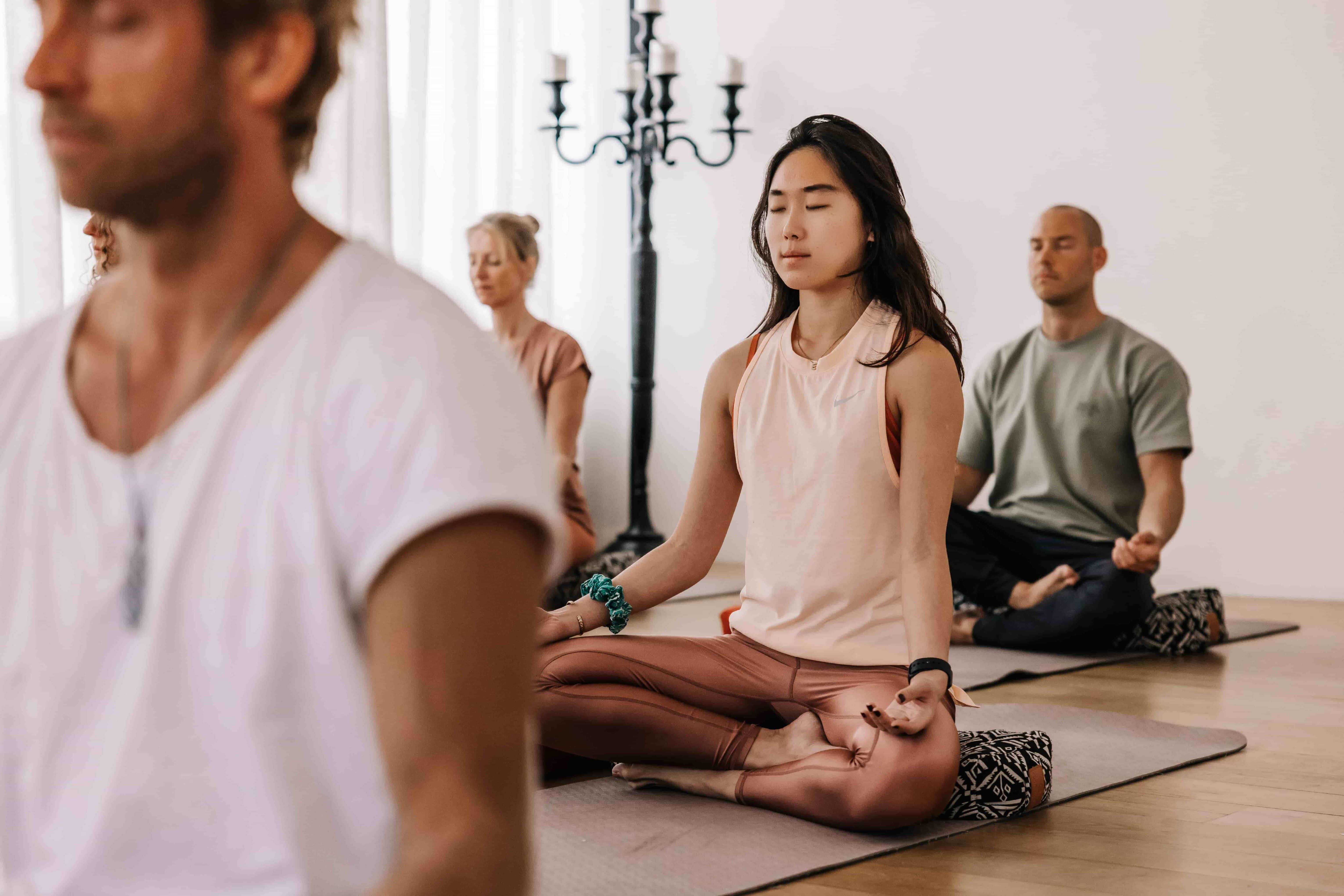 yoga header foto zenzo (2)